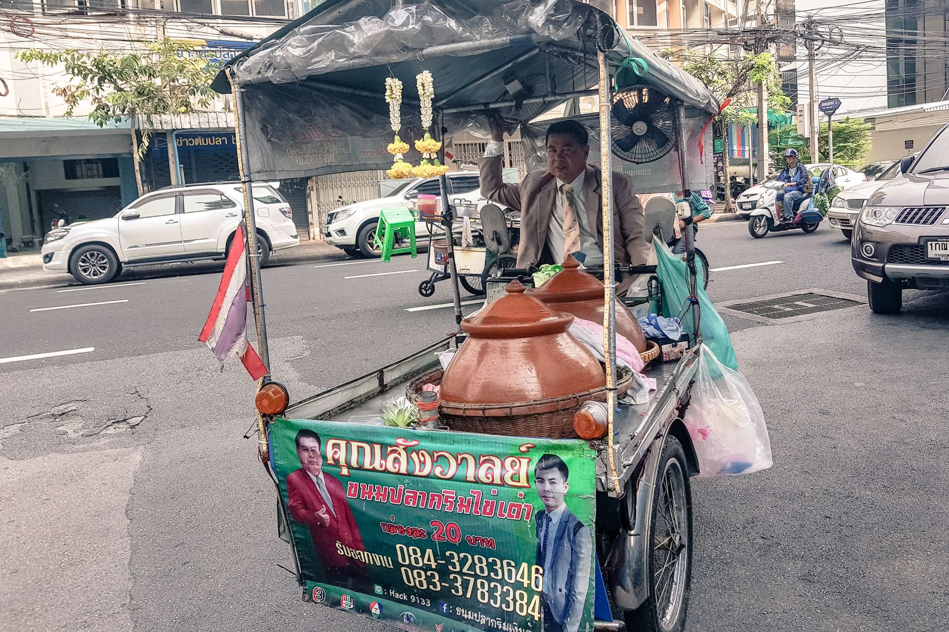 Bangkok man sales food